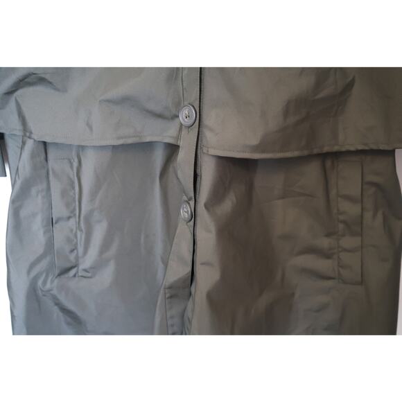 Rolando Santana Andrea Tiered Raincoat - Size 12 - Green - Like New Condition - Picture 3 of 6